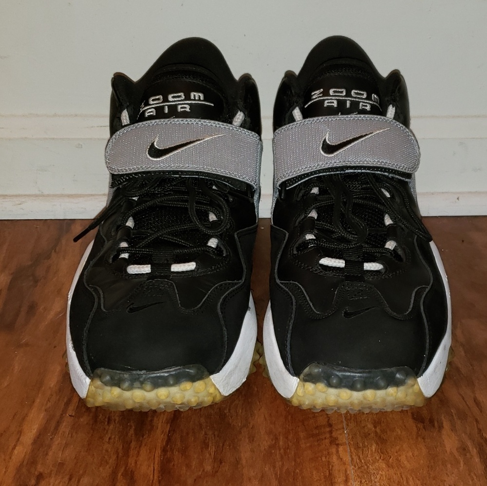 Nike Zoom Air Turf Trainers